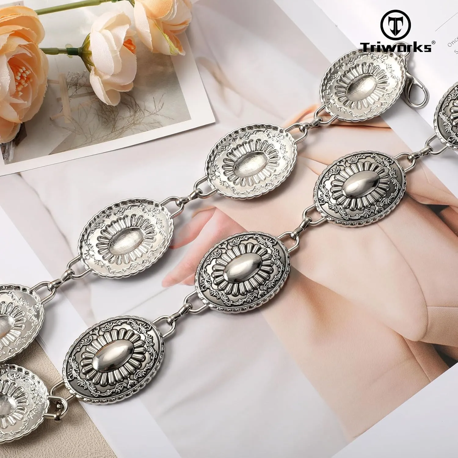 Western Belts for Women, Cowgirl Gold Chain Belt, Metal Concho Belts for women Dresses Jeans Country Concert Outfit